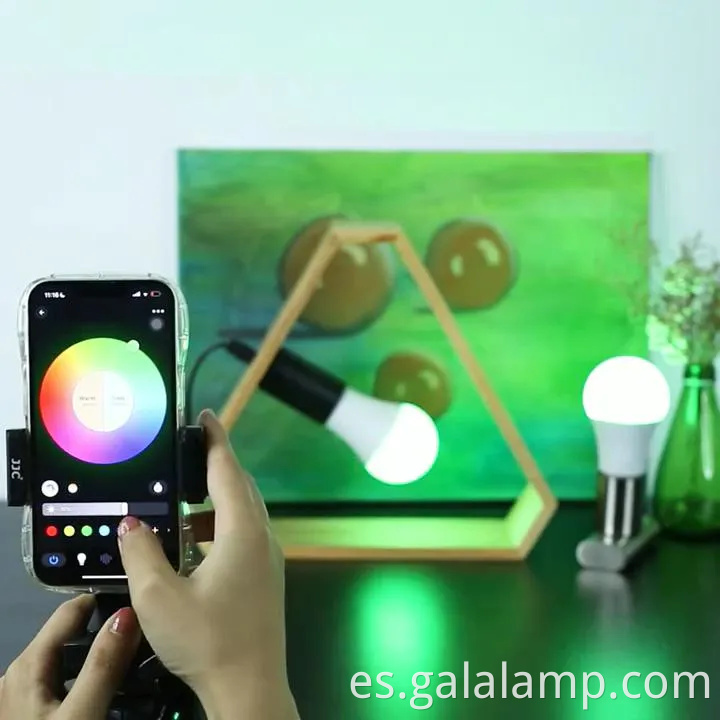 Bombilla LED RGBW inteligente con control de voz para iluminación doméstica